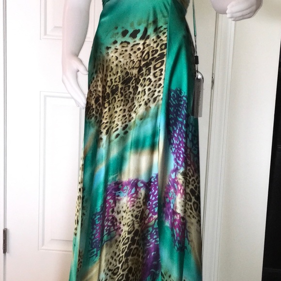 NWT- Night Moves Formal Gown - Picture 7 of 8